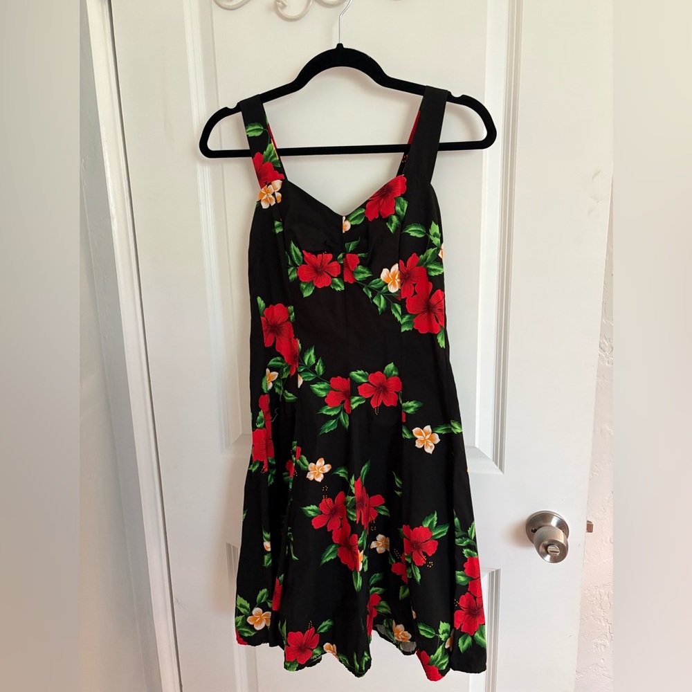 Vintage Royal Hawaiian Creations Black Floral Midi Dress Size M